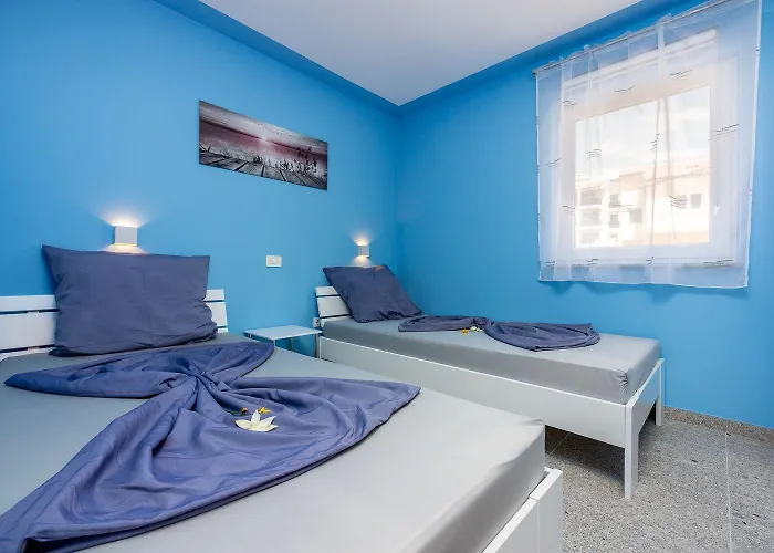 Bezaubernde Nur 500 Meter Zum Mit Meerblick, Privatpool, Grill, Waschmaschine Ferienhaus
