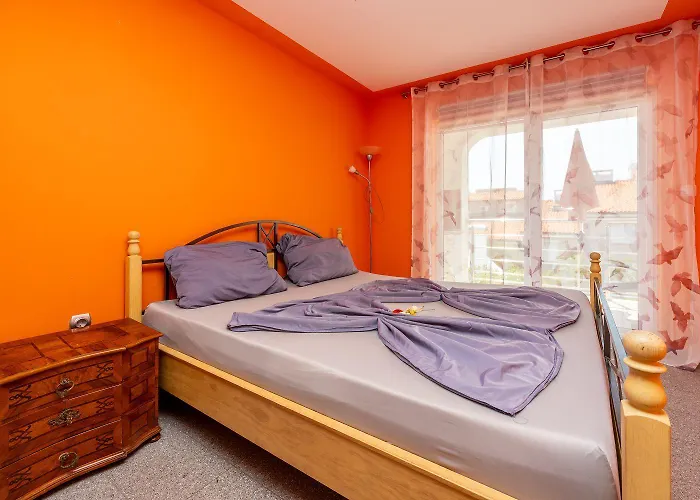Bezaubernde Nur 500 Meter Zum Mit Meerblick, Privatpool, Grill, Waschmaschine Ferienhaus *
