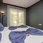 Case de vacanță Bezaubernde Nur 500 Meter Zum Mit Meerblick, Privatpool, Grill, Waschmaschine Novi Vinodolski