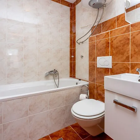 Bezaubernde Nur 500 Meter Zum Mit Meerblick, Privatpool, Grill, Waschmaschine Holiday home